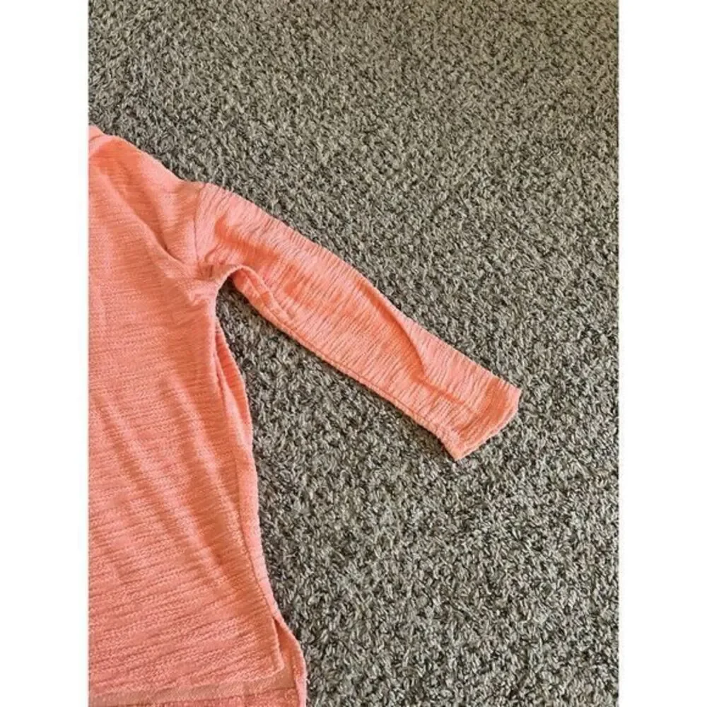 Jones New York peach crowl neck quarter sleeve sweater size medium‎